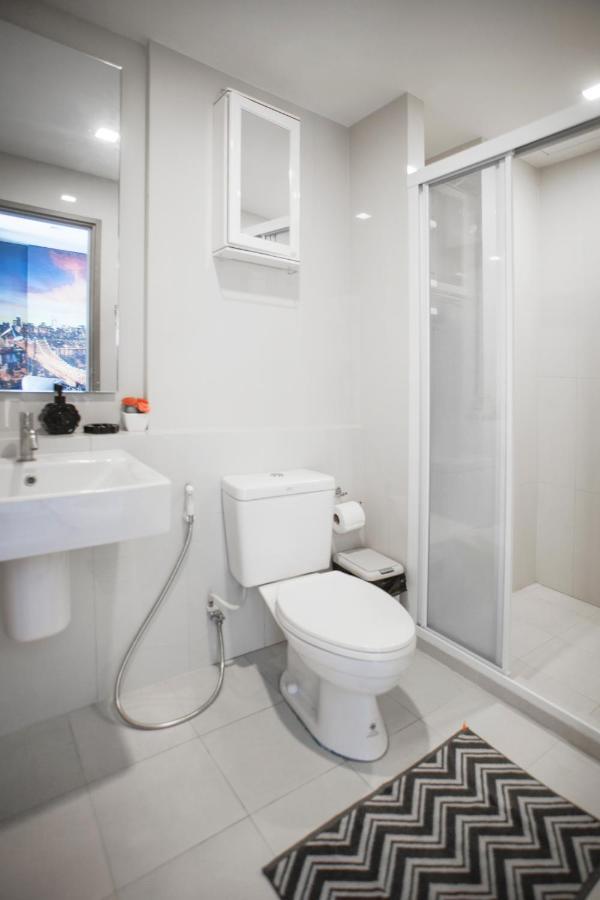The Base Central Apartments Pattaya Εξωτερικό φωτογραφία