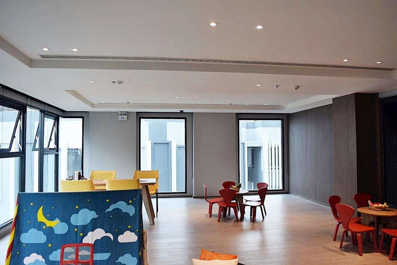 The Base Central Apartments Pattaya Εξωτερικό φωτογραφία